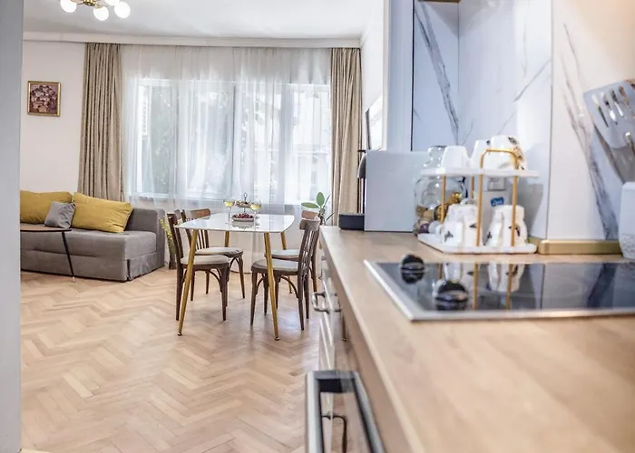 Апартамент Downtown Point