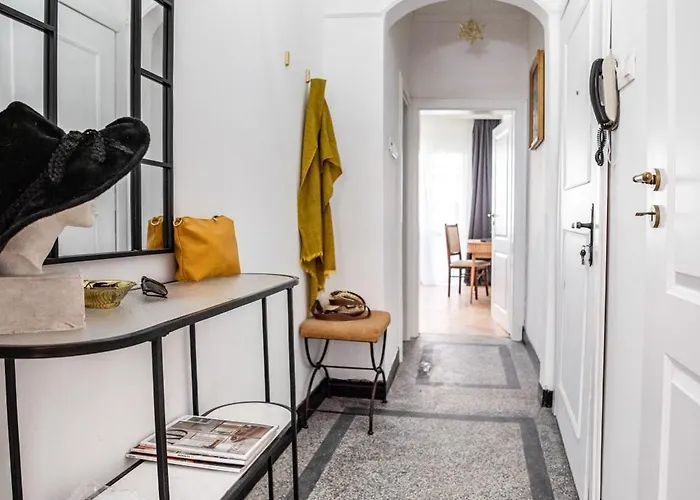 Downtown Point Варна